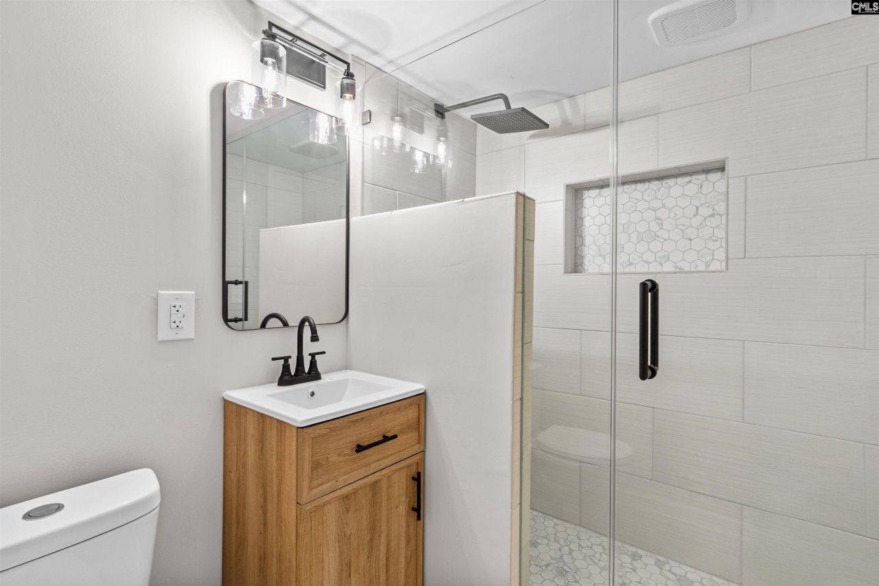4650 Crystal Drive Photo 30