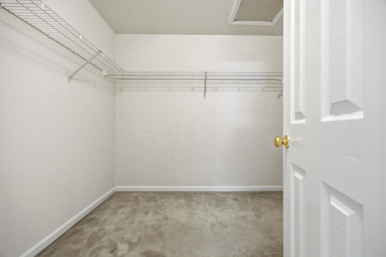 513 Hay Hill Ln.  Photo 37