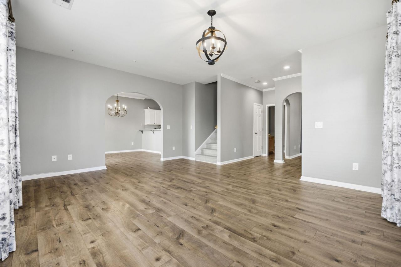 513 Hay Hill Ln.  Photo 6