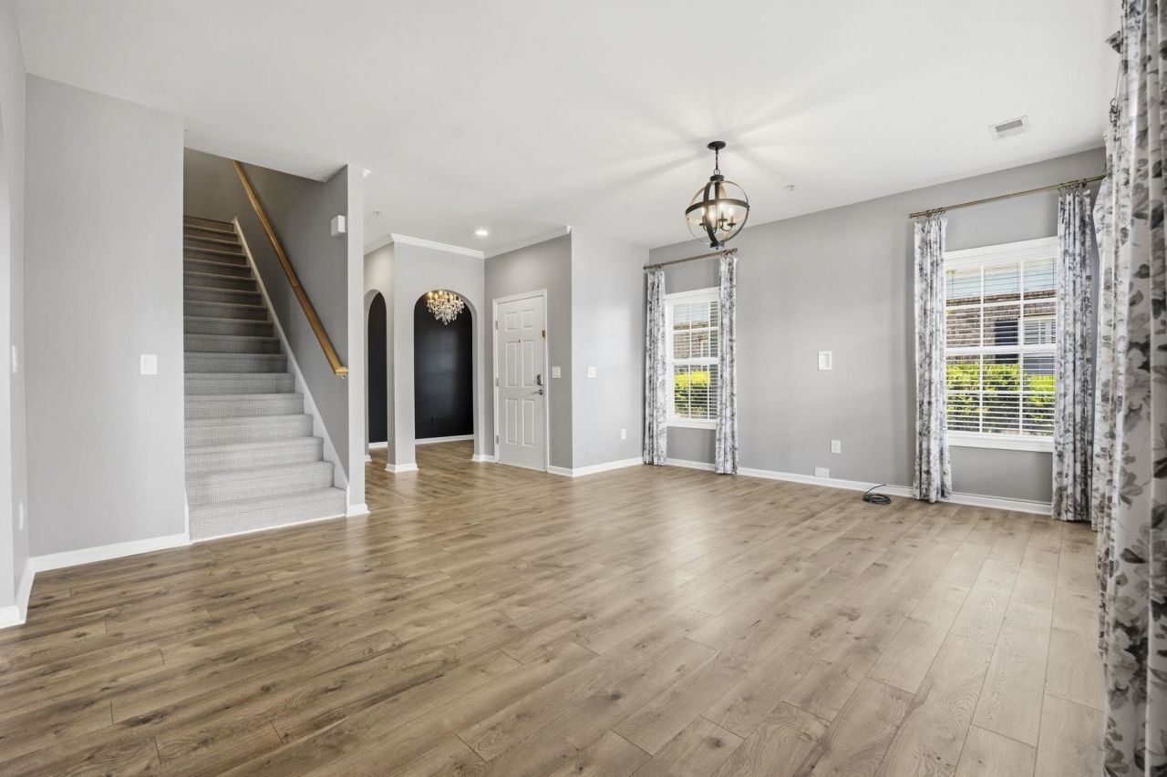 513 Hay Hill Ln.  Photo 7