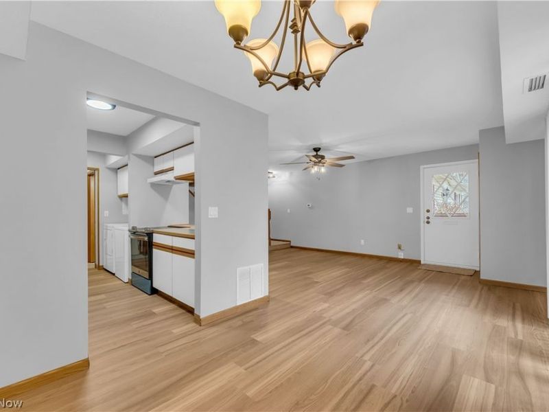 10446 Independence Drive , Unit 20D, North Royalton, OH 44133 Photo 8