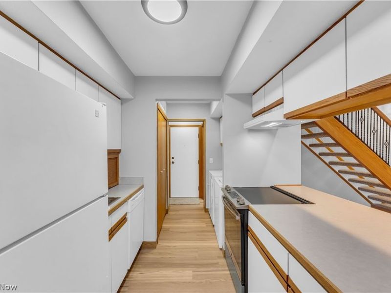 10446 Independence Drive , Unit 20D, North Royalton, OH 44133 Photo 9