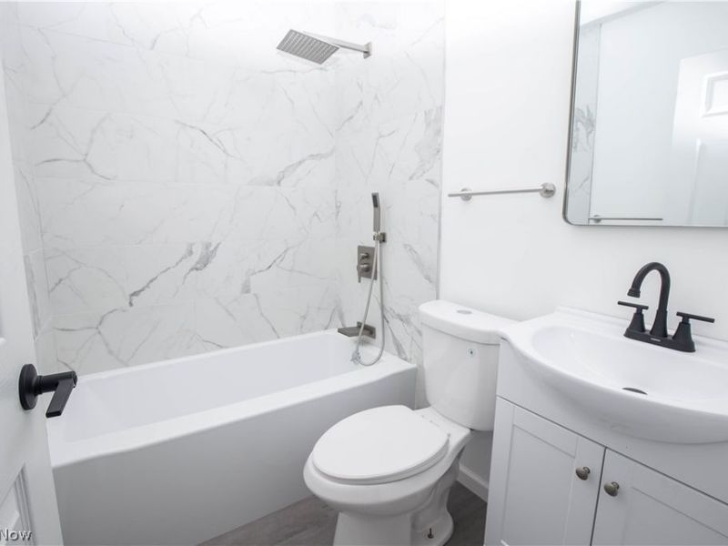 1326 Crestview Avenue , Akron, OH 44320 Photo 13