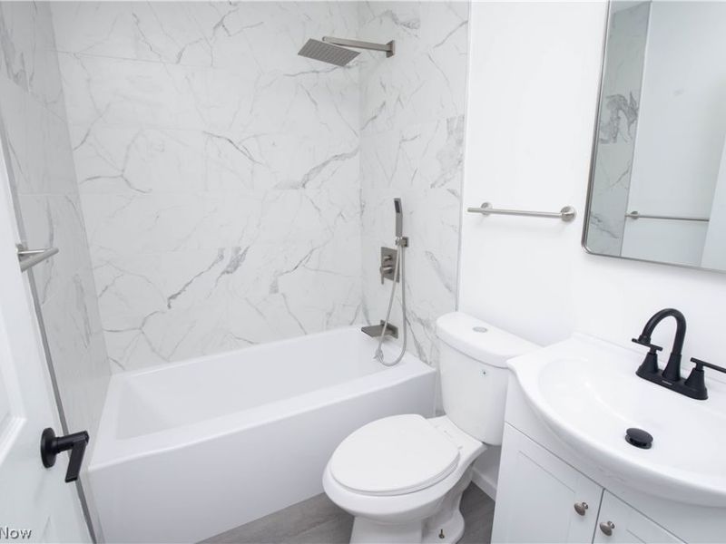 1326 Crestview Avenue , Akron, OH 44320 Photo 14