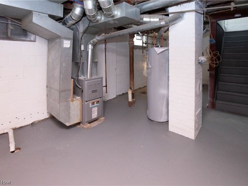 1326 Crestview Avenue , Akron, OH 44320 Photo 21