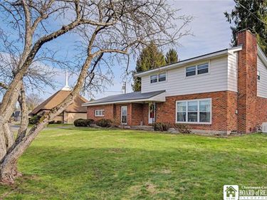 39 W Fairmount Avenue, Lakewood, NY 14750