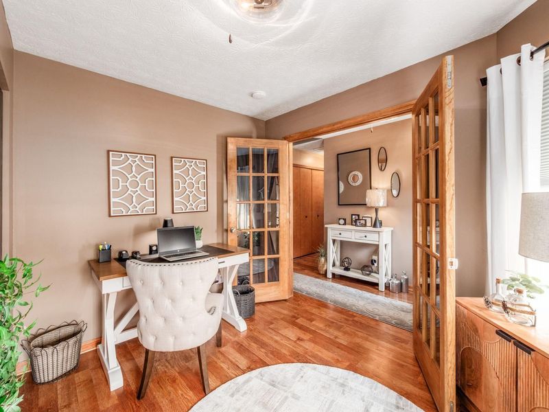 546 Dowling Avenue, Ashville, OH 43103 Photo 6