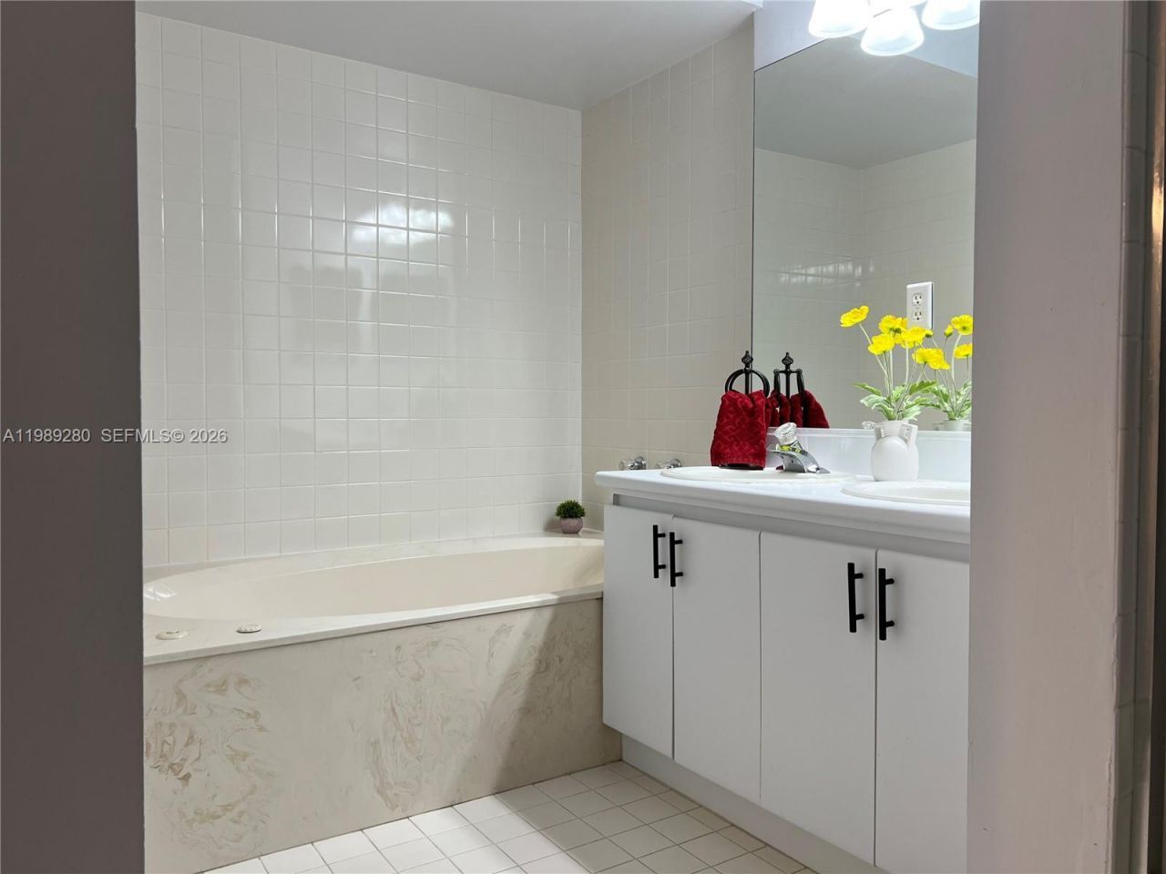 543 Racquet Club Rd , Unit 33, Weston, FL 33326 Photo