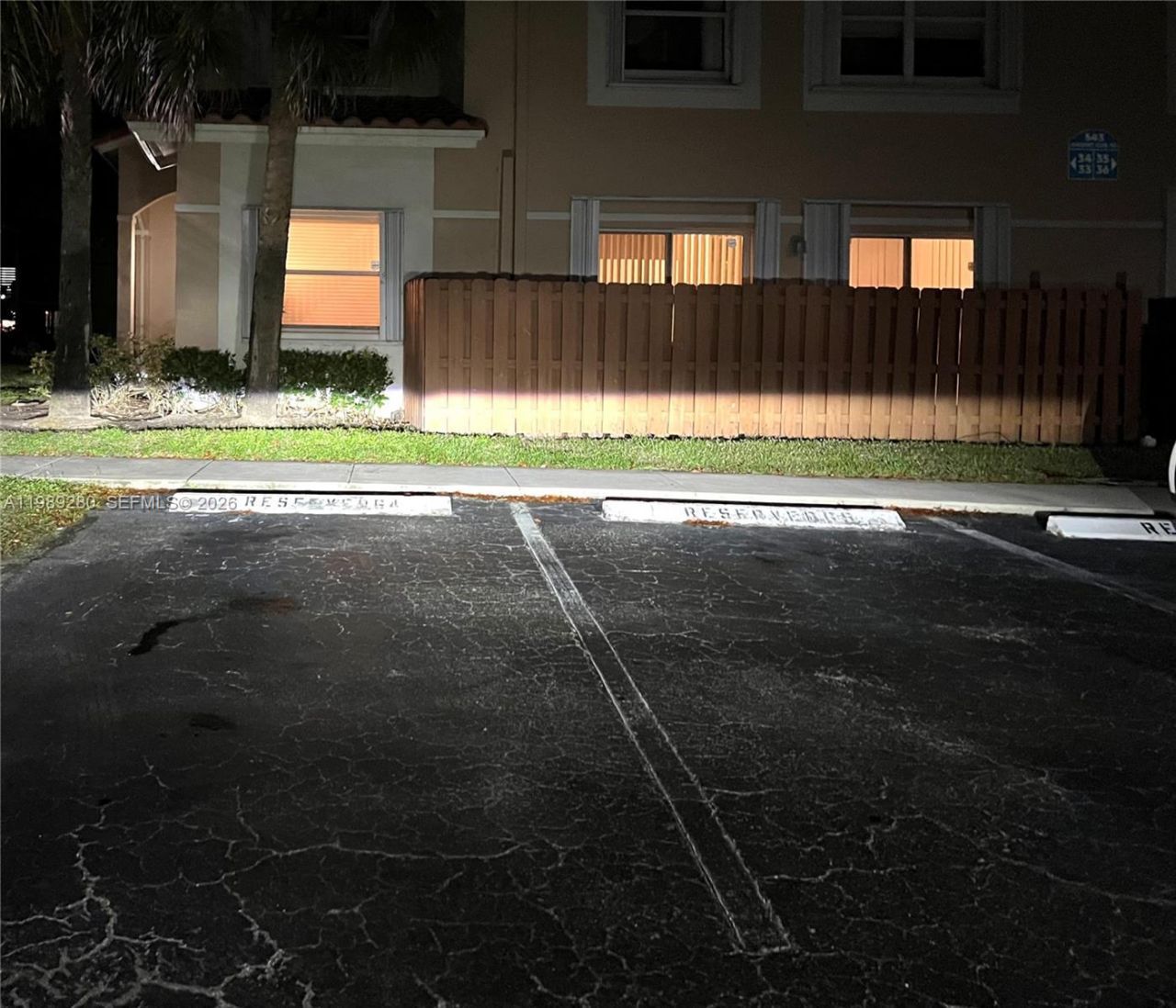 543 Racquet Club Rd , Unit 33, Weston, FL 33326 Photo