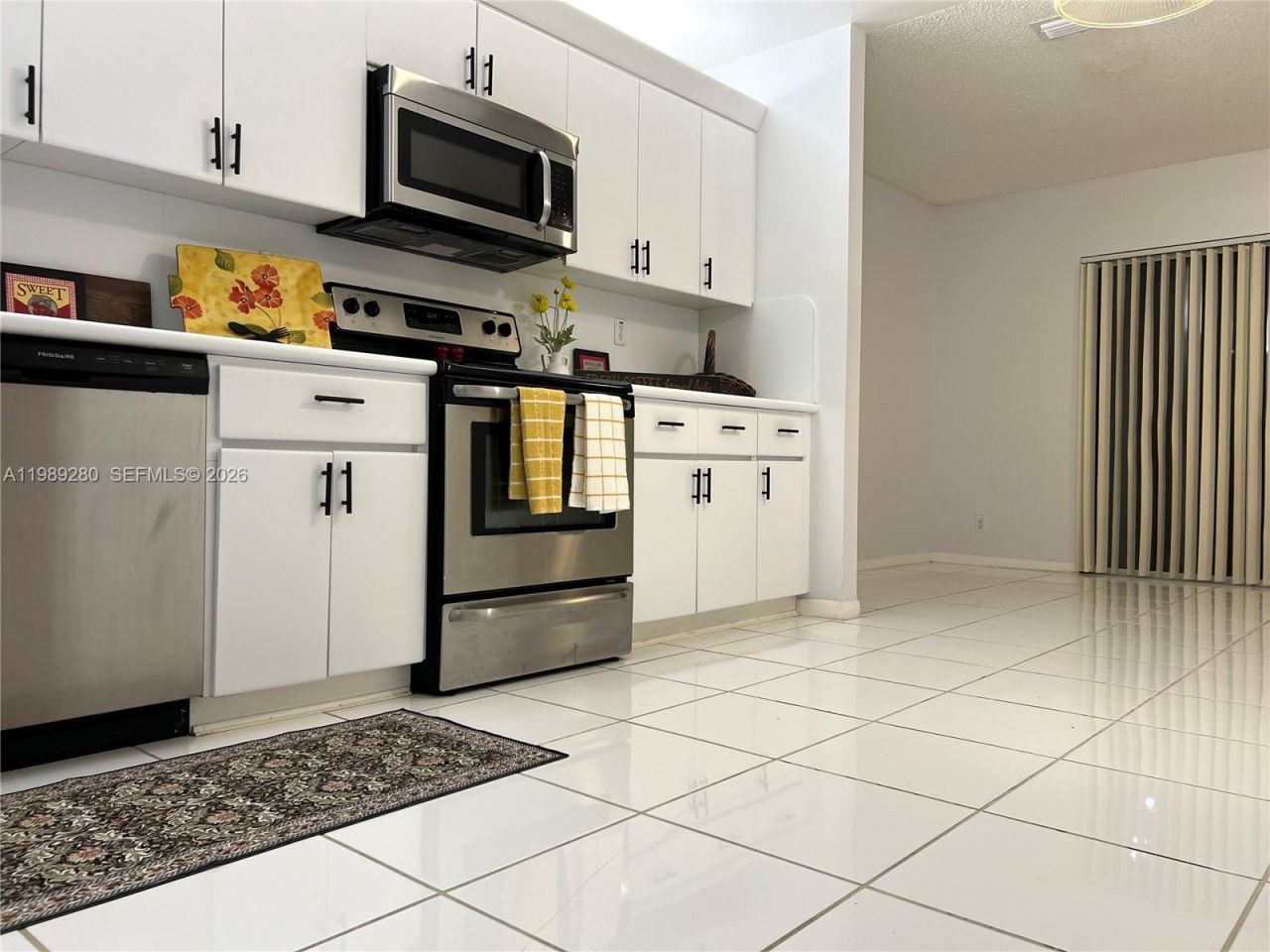 543 Racquet Club Rd , Unit 33, Weston, FL 33326 Photo