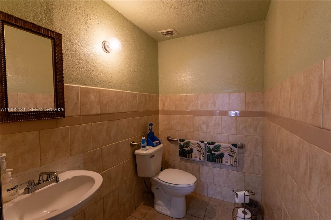 308 NE 8th St, Homestead, FL 33030 Photo