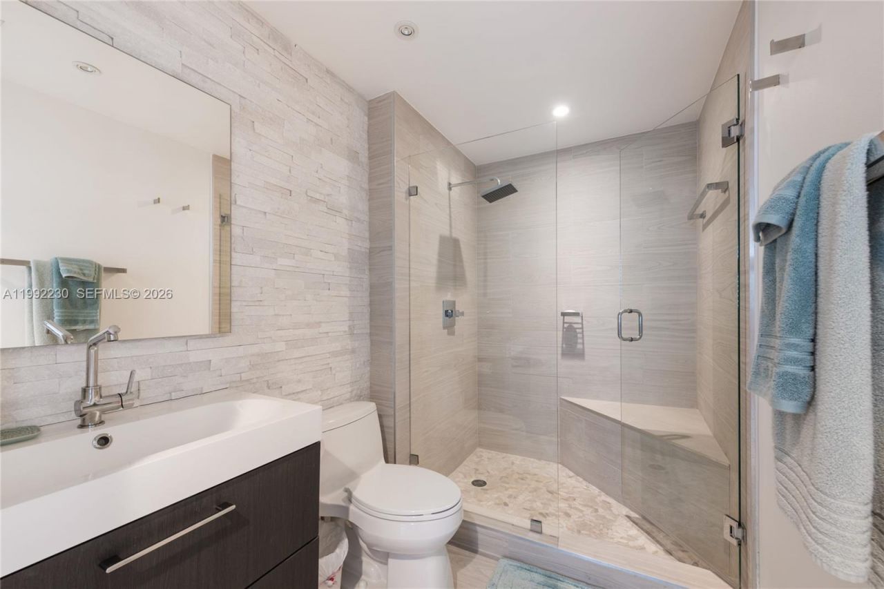 90 Alton Rd, Unit PH3309, Miami Beach, FL 33139 Photo