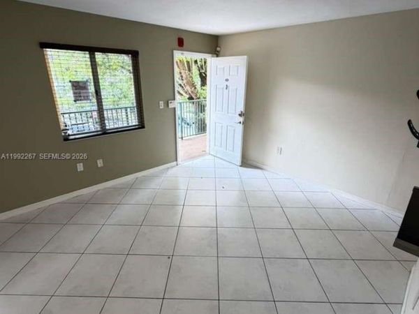 12625 SW 91st St, Unit 209, Miami, FL 33186