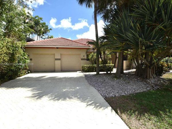 Unit 800, Plantation, FL 33324