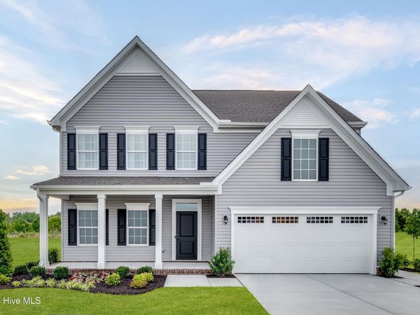 4033 Farmfield Drive NE, Navassa, NC 28451