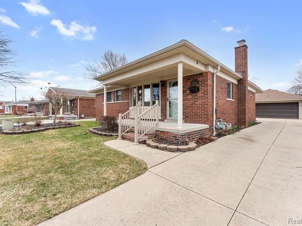 2384 Newman Street, Trenton, MI 48183