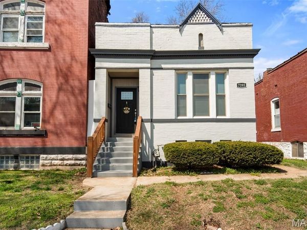 7205 Pennsylvania Avenue , St Louis, MO 63111