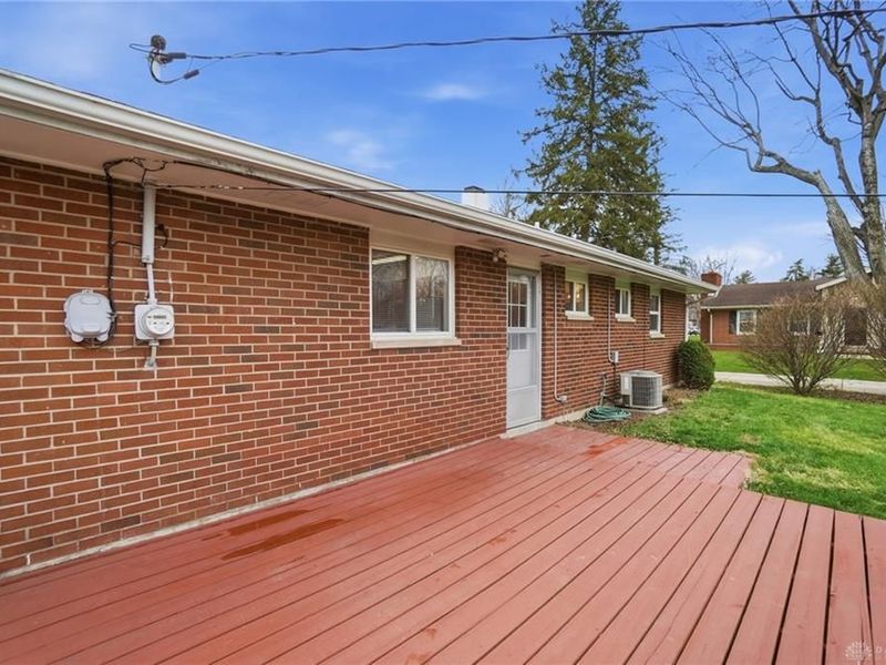 317 Mumford Drive, Troy, OH 45373 Photo 23