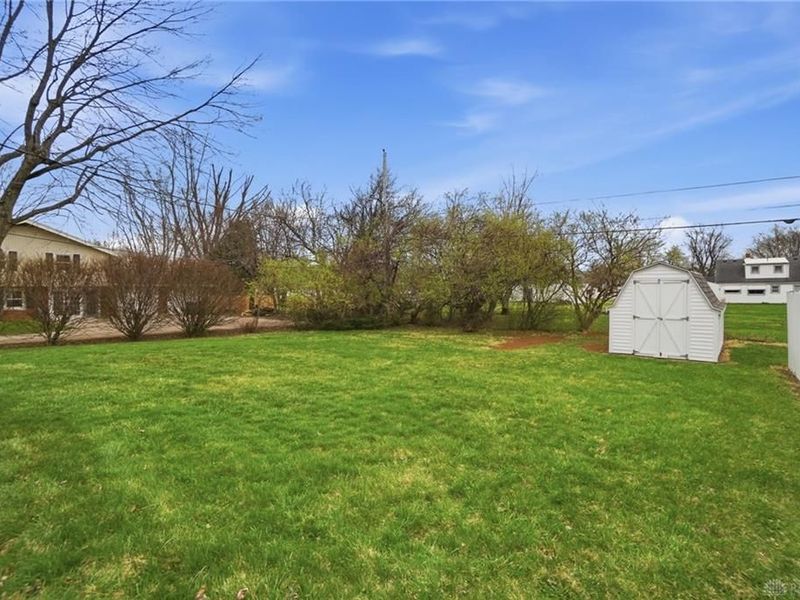 317 Mumford Drive, Troy, OH 45373 Photo 26