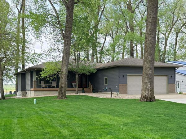32195 Ponderosa Dr, Burbank, SD 57010