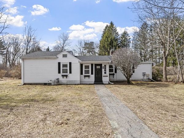 156 R North Street, Medfield, MA 02052