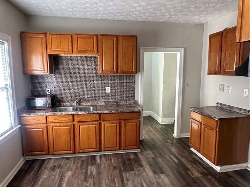 3280 E 134th Street , Cleveland, OH 44120 Photo 8