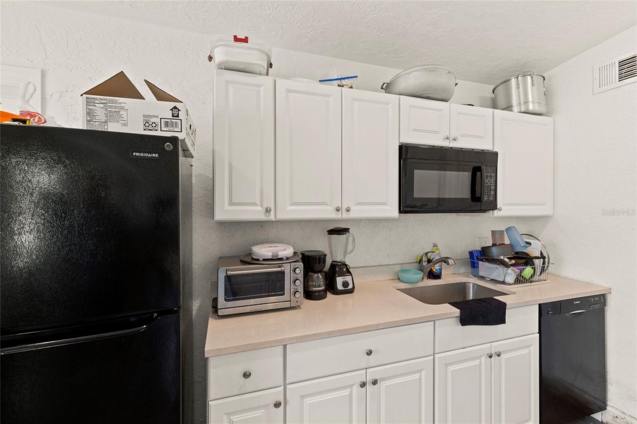 4821 Elfrida Avenue, Sarasota, FL 34235 Photo