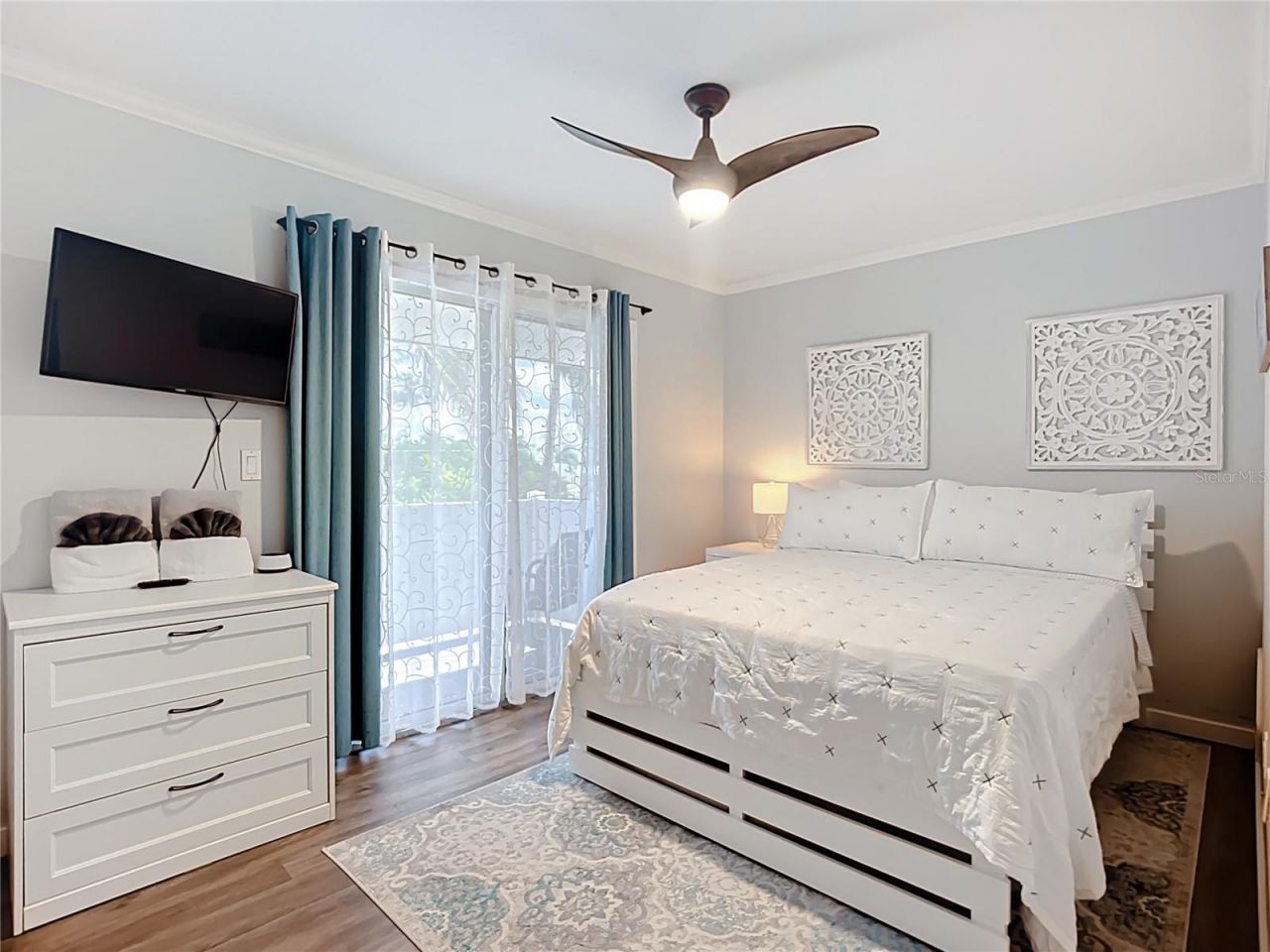 3100 Gulf Drive , Unit 2, Holmes Beach, FL 34217 Photo