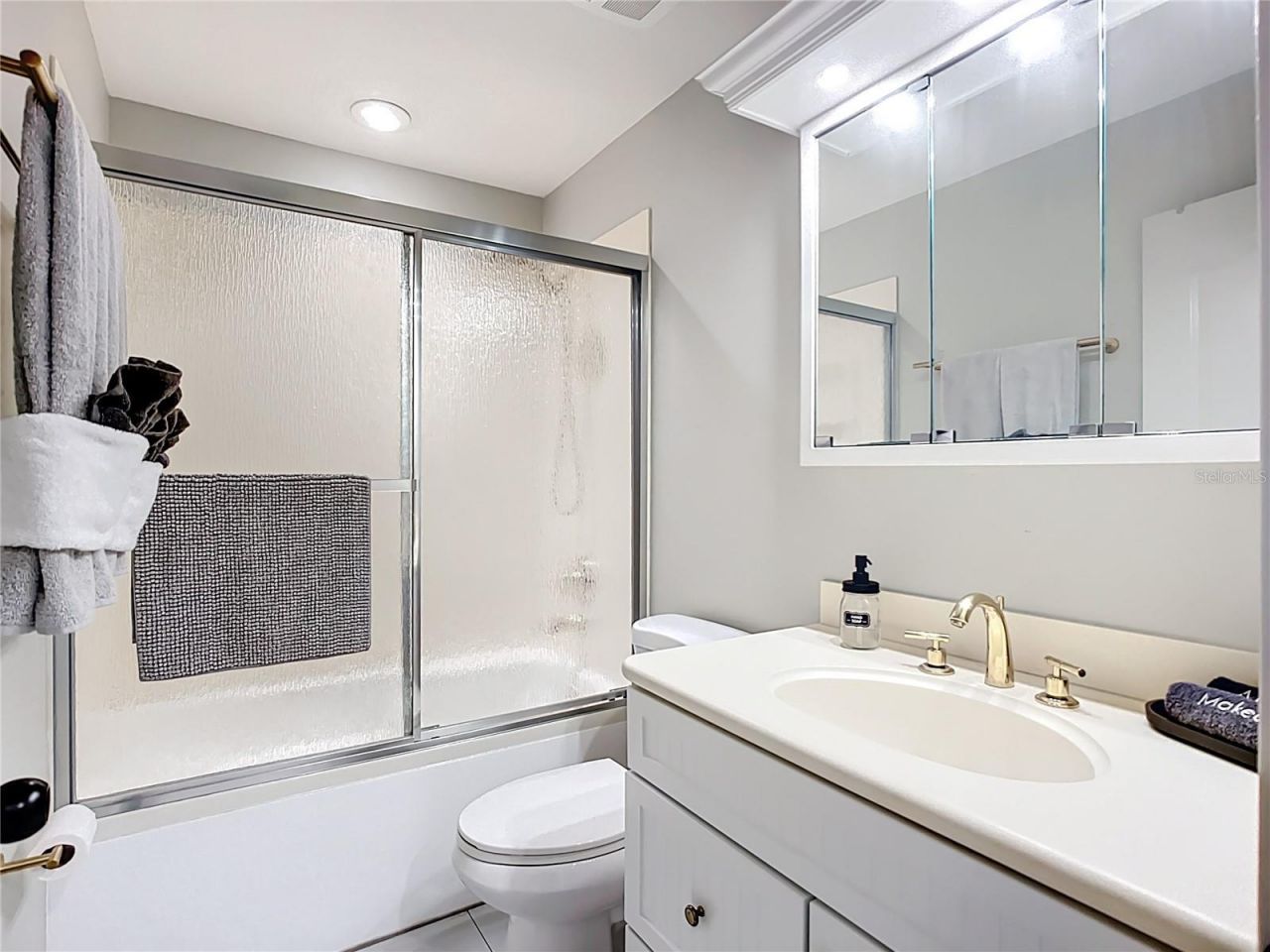 3100 Gulf Drive , Unit 2, Holmes Beach, FL 34217 Photo