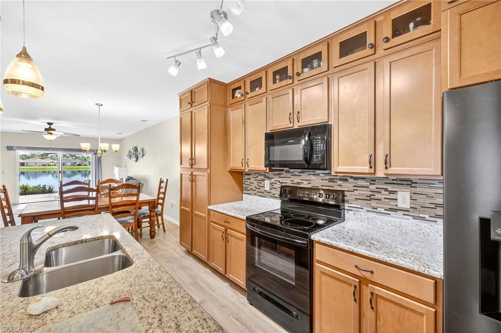 20038 Fiddlewood Ave , North Fort Myers, FL 33917 Photo