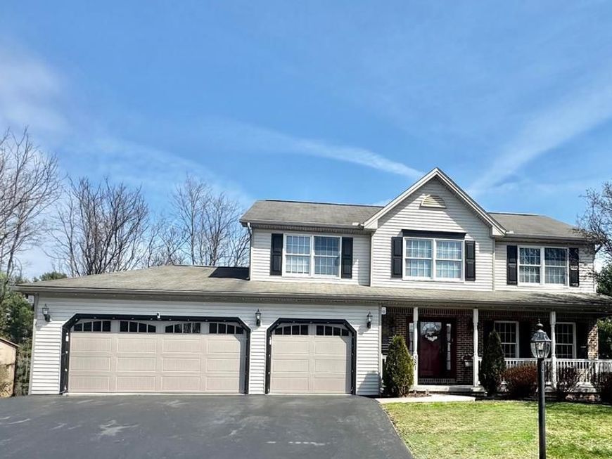 381 Benyou Lane , New Cumberland, PA 17070 Main Photo