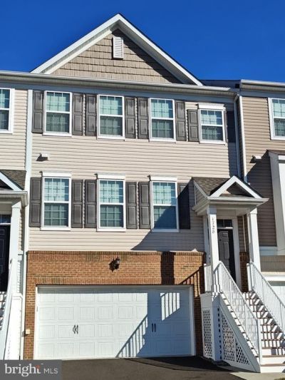 1728 BEACON LANE, WARRINGTON, PA 18976