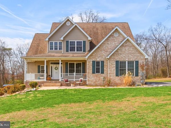 257 HUNTER ROAD, MAURERTOWN, VA 22644