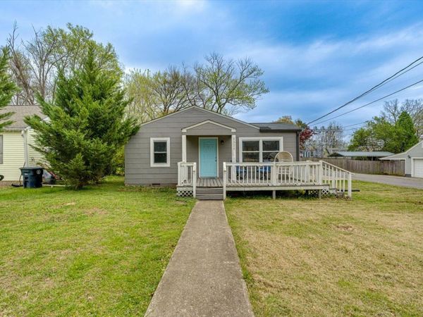 1320 Sewanee Drive, Chattanooga, TN 37412