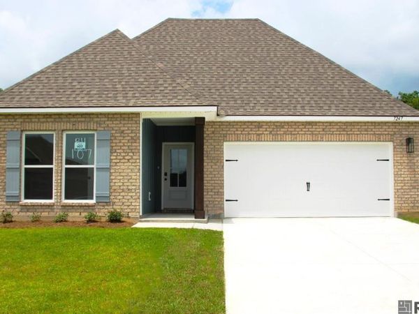 7247 Brook Hollow Drive, Zachary, LA 70791