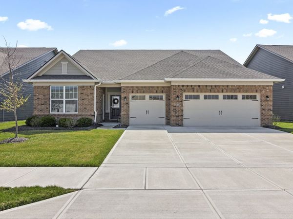 5197 Parkhurst Crossing , McCordsville, IN 46055
