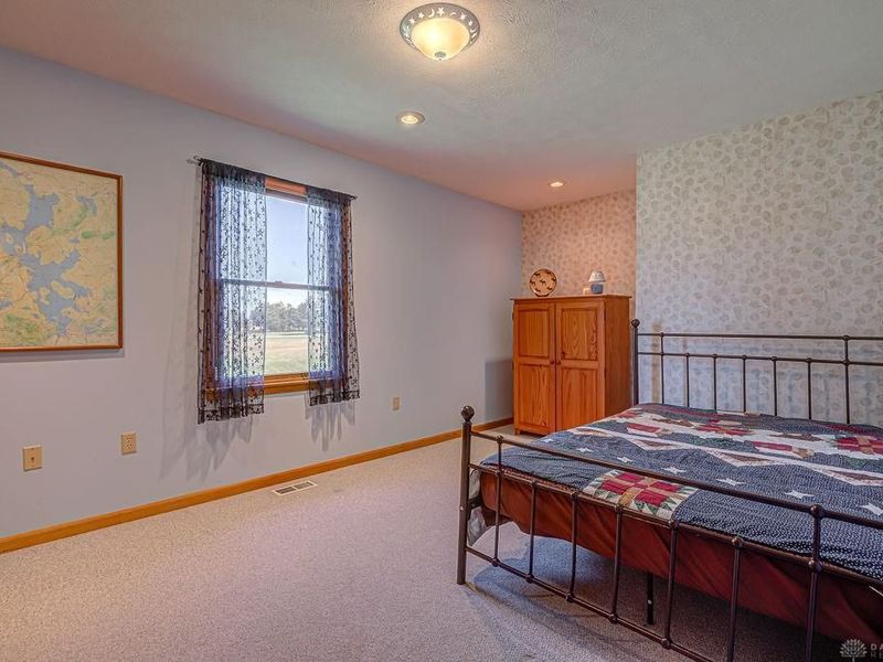 805 Brande Drive, Eaton, OH 45320 Photo 17