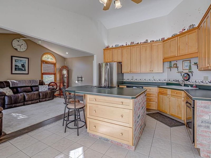 805 Brande Drive, Eaton, OH 45320 Photo 7