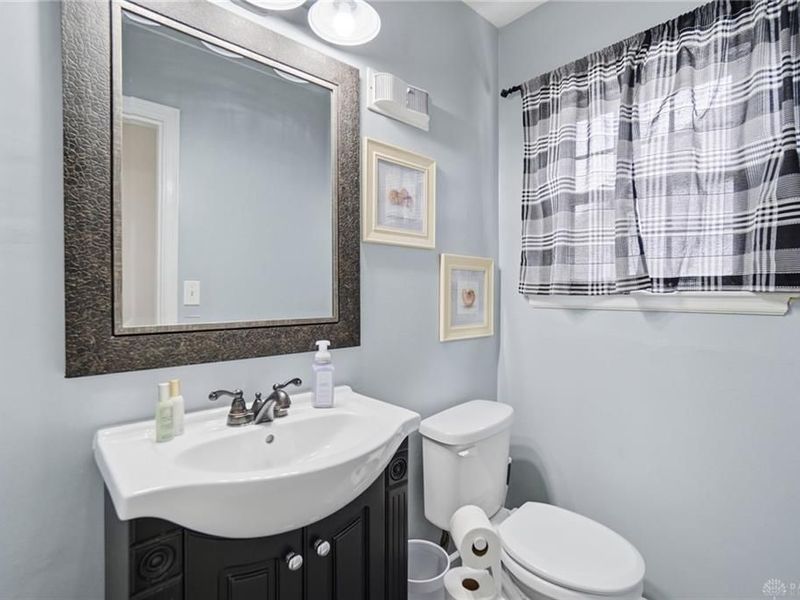 271 E Main Street, New Lebanon, OH 45345 Photo 23