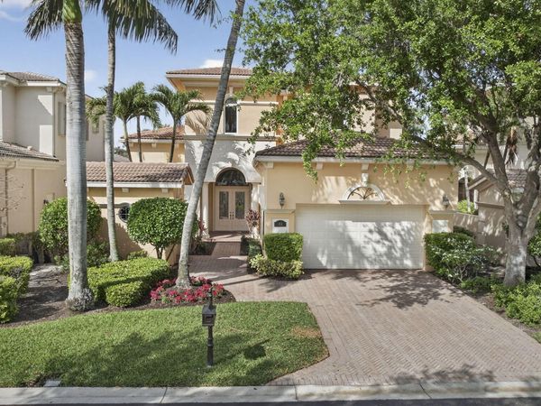142 Viera Drive, Palm Beach Gardens, FL 33418