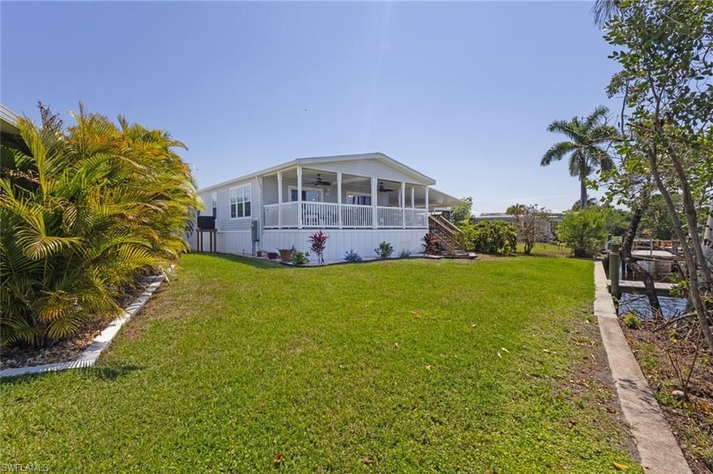 209 Sun Cir, Fort Myers, FL 33905 Photo