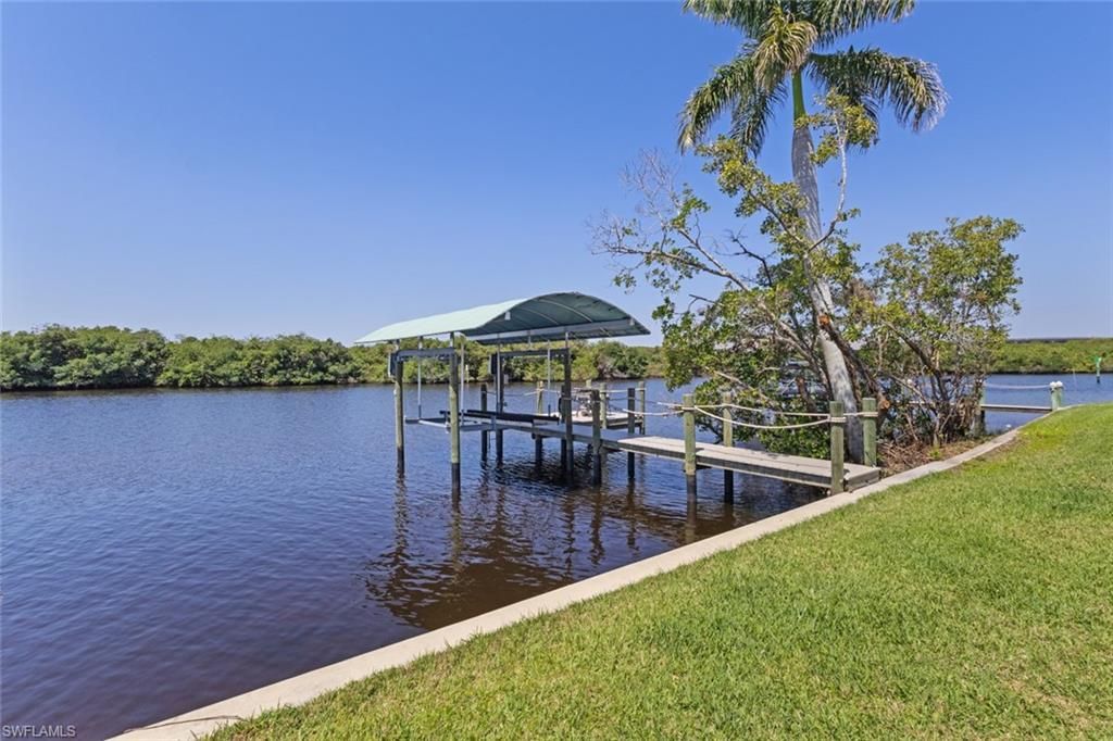 209 Sun Cir, Fort Myers, FL 33905 Photo