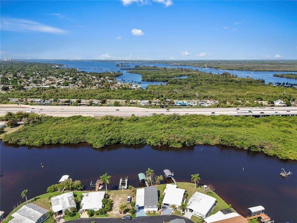 209 Sun Cir, Fort Myers, FL 33905 Photo