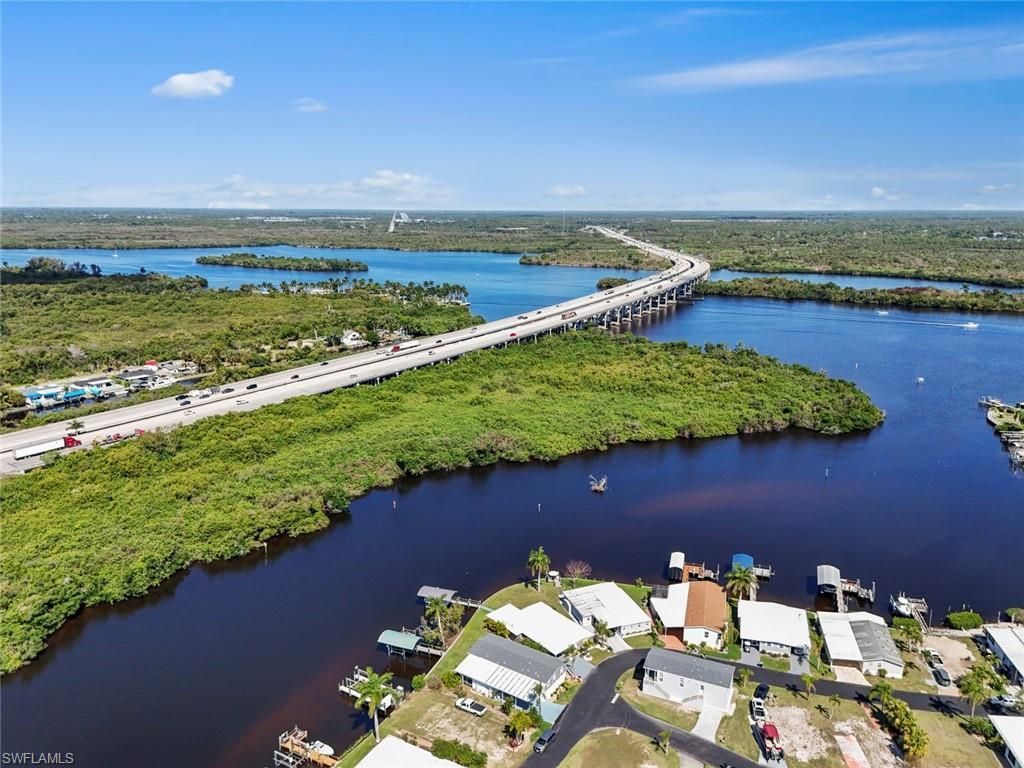 209 Sun Cir, Fort Myers, FL 33905 Photo