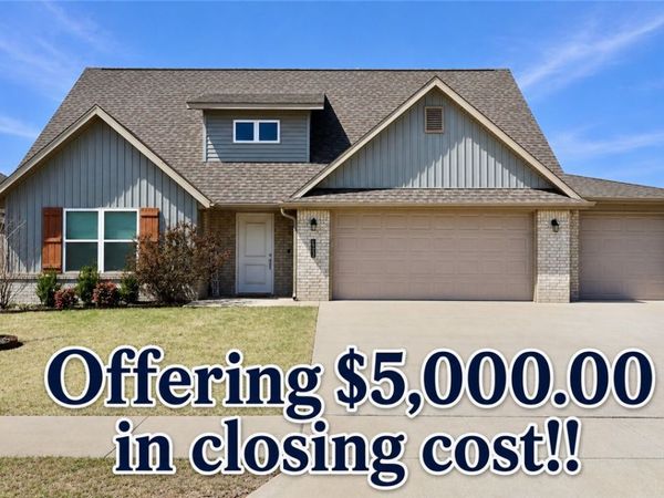 652 Kayla Maria Street, Prairie Grove, AR 72753