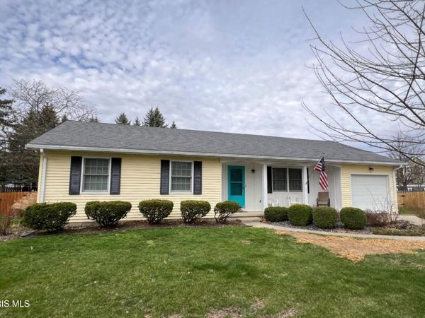 805 Vale Court, Bowling Green, OH 43402