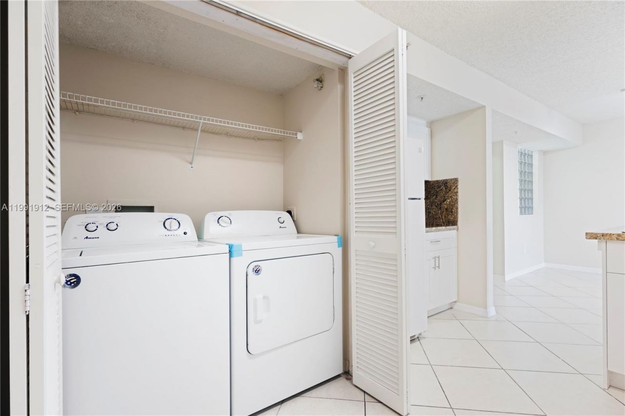 9615 NW 1st Ct , Unit 10-204, Pembroke Pines, FL 33024 Photo