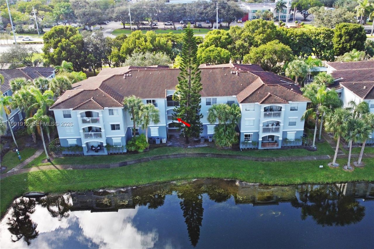 9615 NW 1st Ct , Unit 10-204, Pembroke Pines, FL 33024 Photo