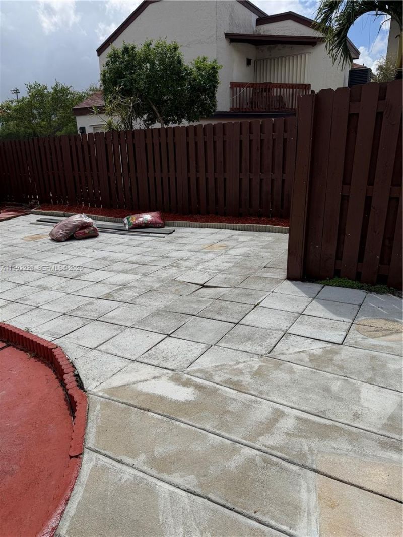 9853 NW 4th Ter, Unit 9853, Miami, FL 33172 Photo