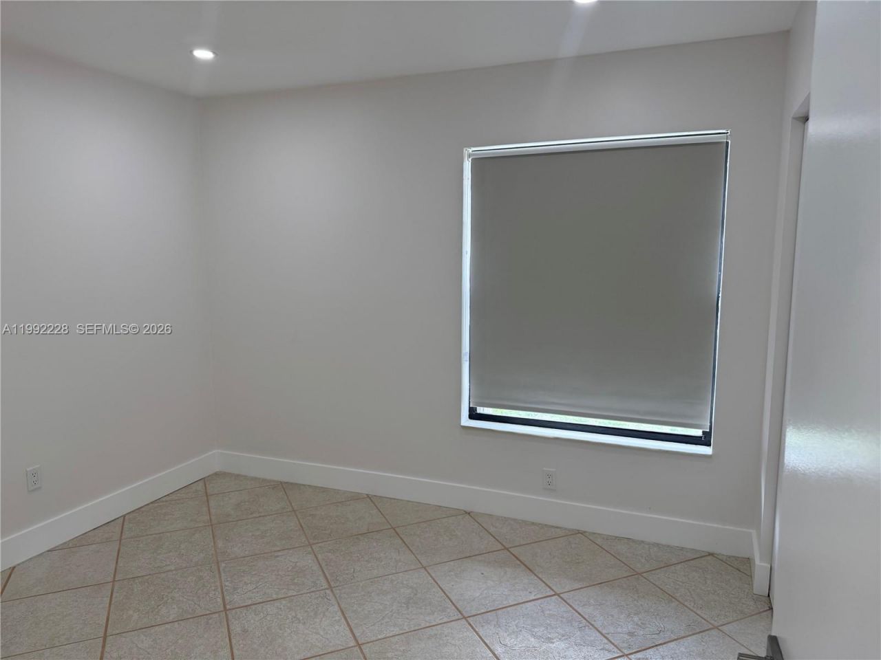 9853 NW 4th Ter, Unit 9853, Miami, FL 33172 Photo